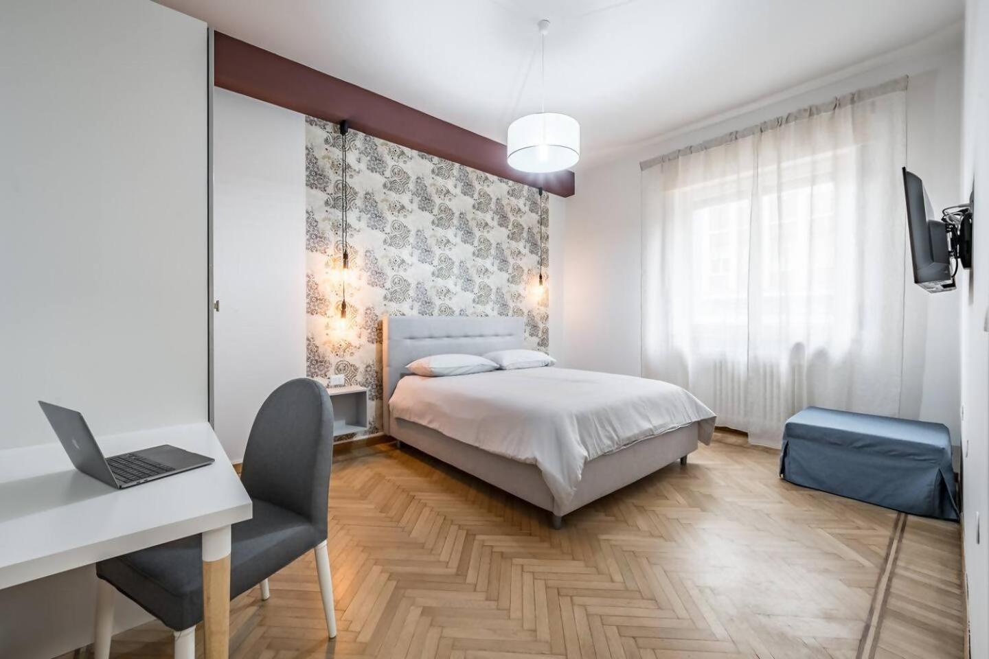 Casa Amelia Elegant Suite Parcheggio Gratuito Парма Экстерьер фото