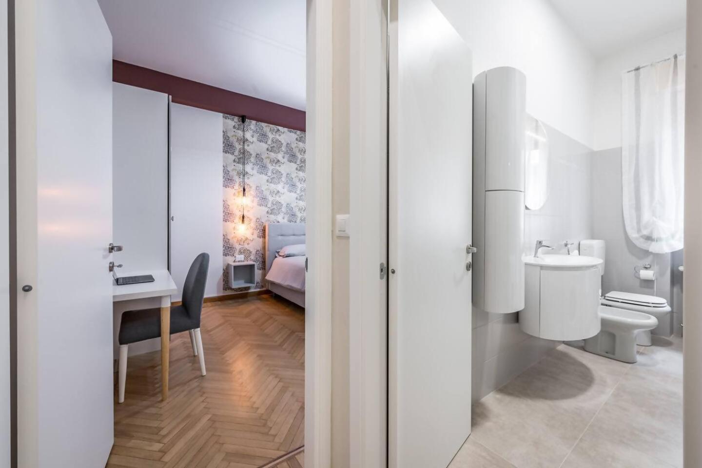 Casa Amelia Elegant Suite Parcheggio Gratuito Парма Экстерьер фото